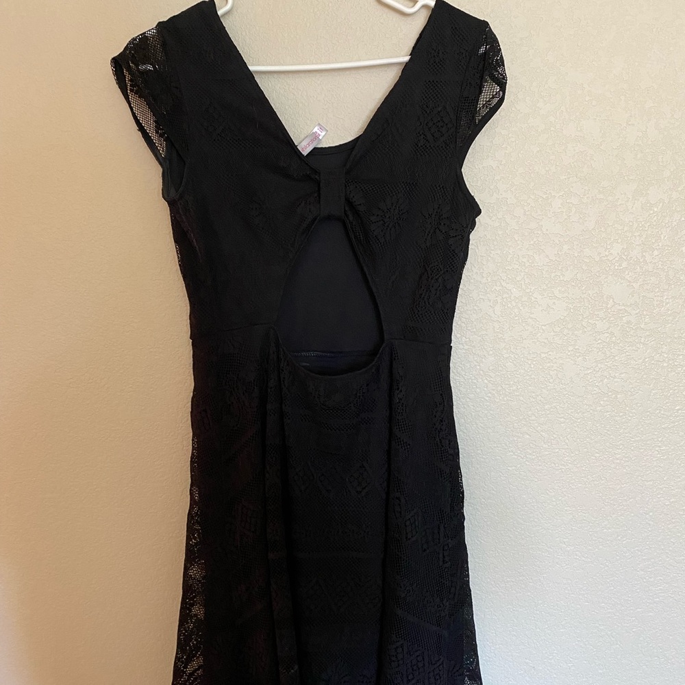 Black lace dress